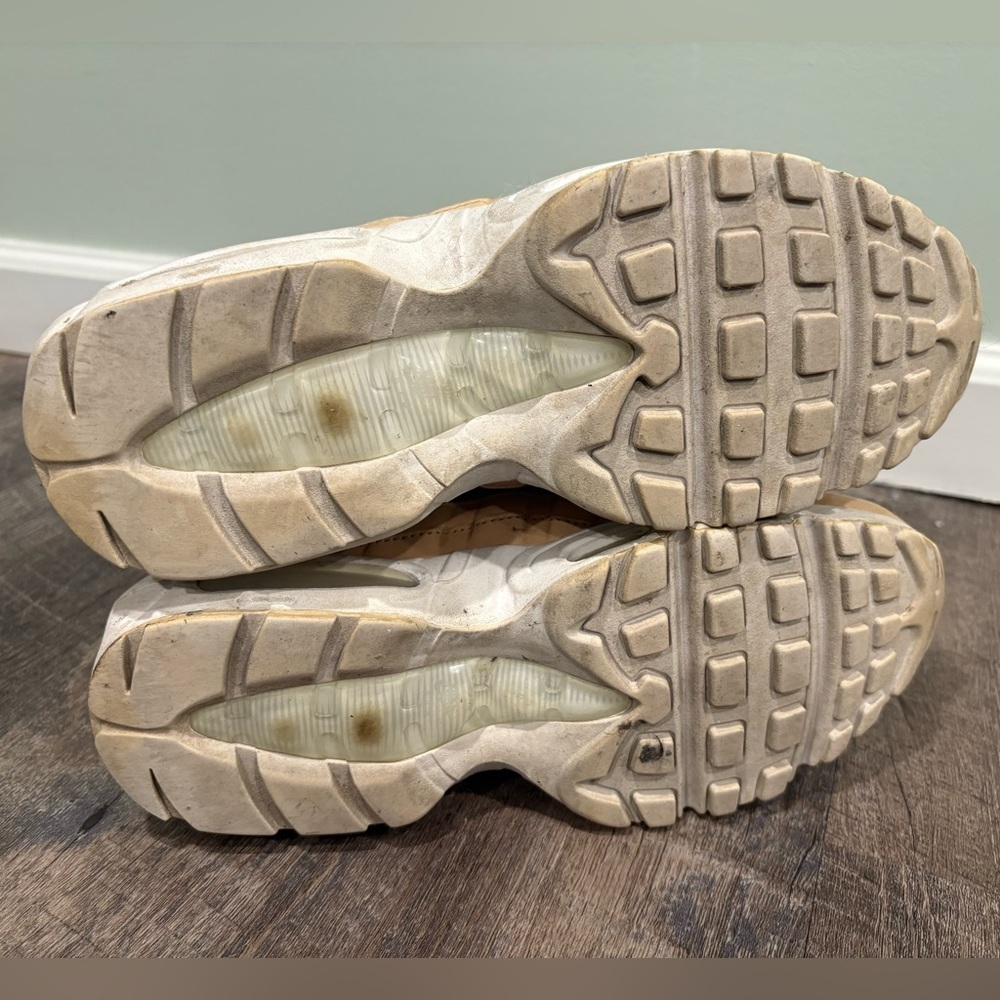 Nike Air Max 95 SE Premium Women’s 7.5 - Picture 5 of 6